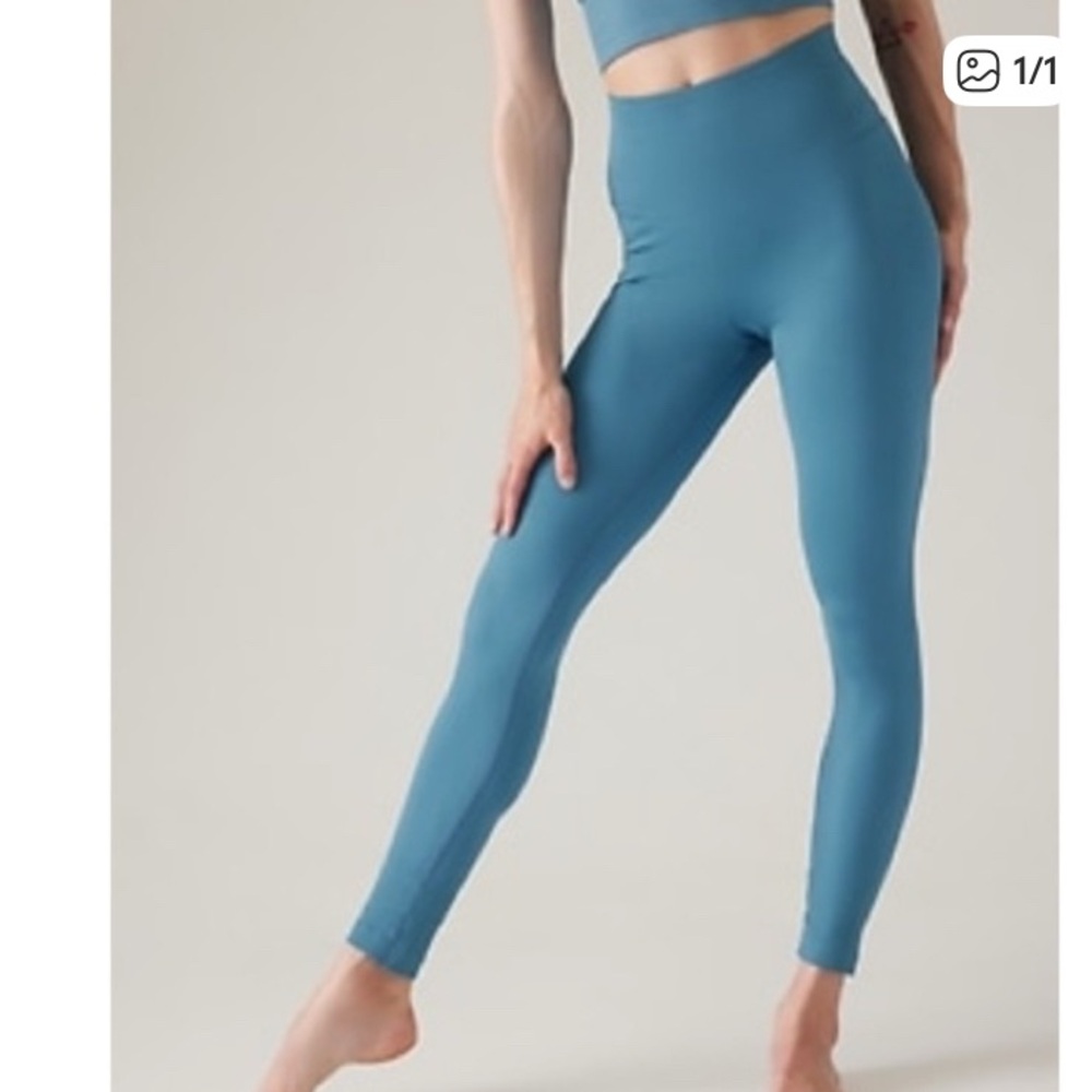 Athleta teal Leggings